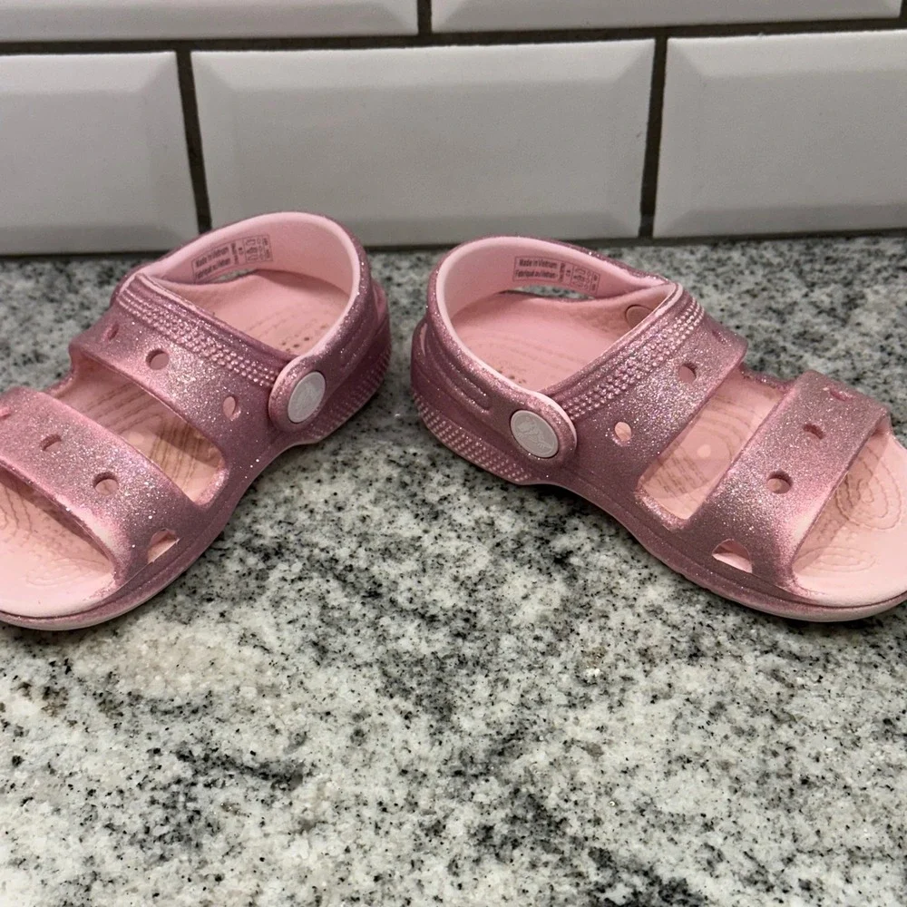 CROCS pink glitter